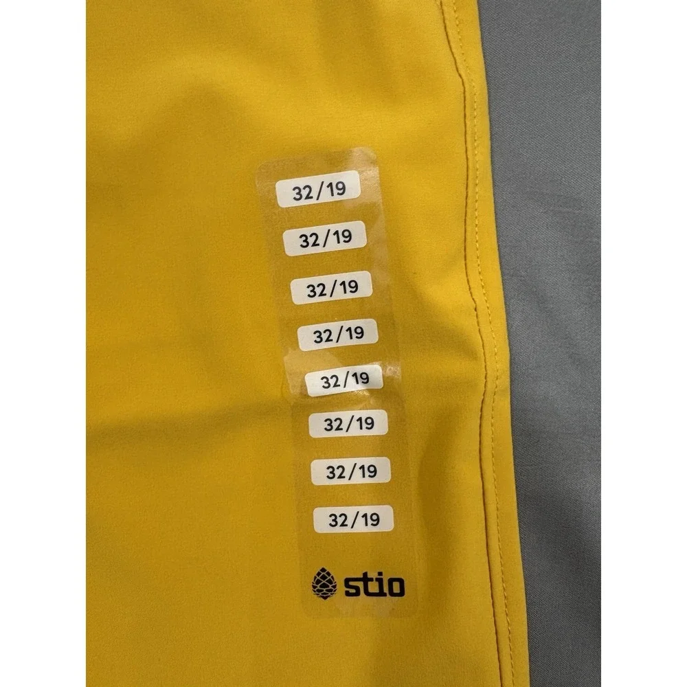Stio Board Shorts Men's 32 Yellow (Pollen) Quick Dry Swim Outdoor